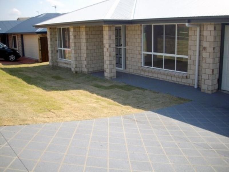 48 Wareena Crescent, Glenvale QLD 4350