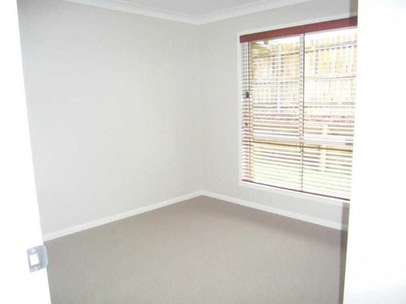 1/28 Sambar Court, Kearneys Spring QLD 4350