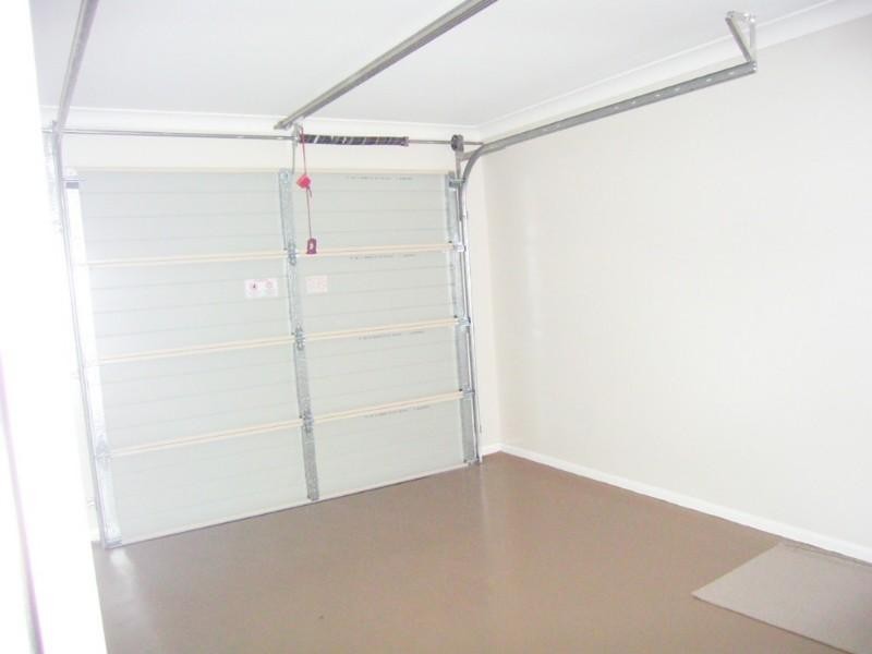 2/28 Sambar Court, Kearneys Spring QLD 4350