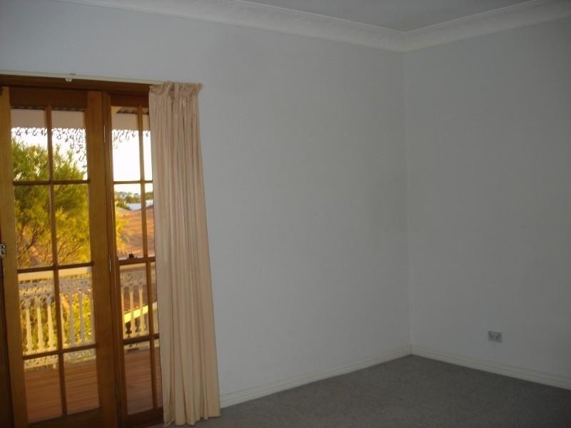 1/2 Sharon Court, Darling Heights QLD 4350