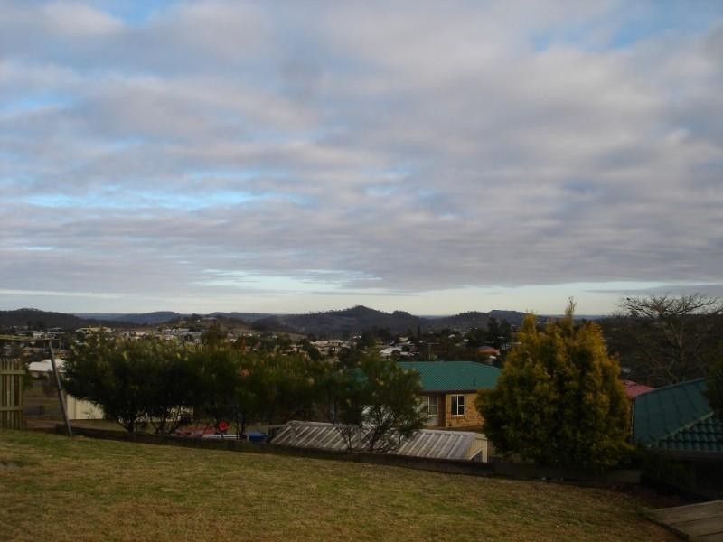 21 Dalzell Crescent, Darling Heights QLD 4350