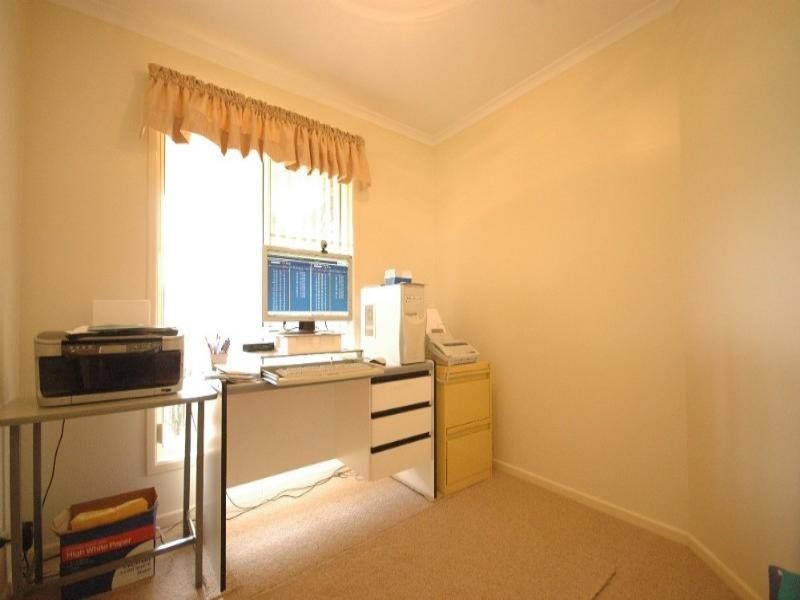 16 Barwick Street, Westbrook QLD 4350