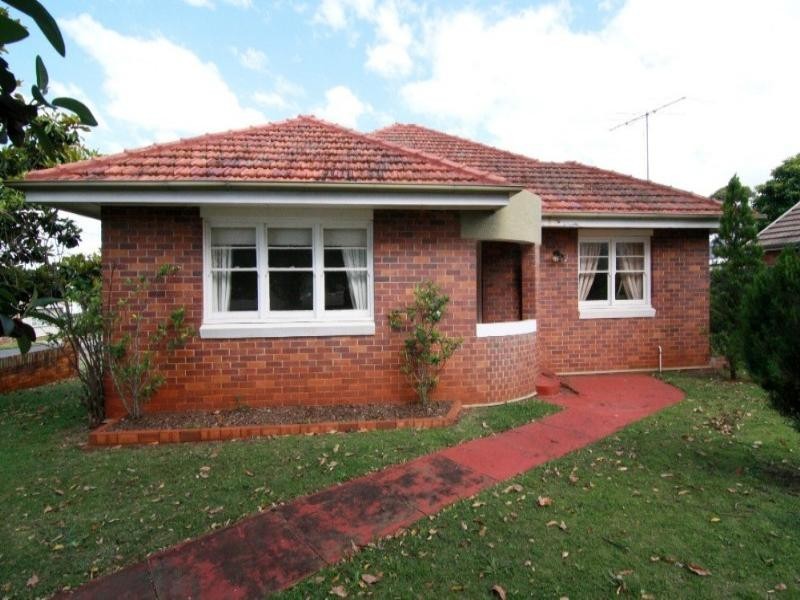 44 Ramsay Street, Centenary Heights QLD 4350