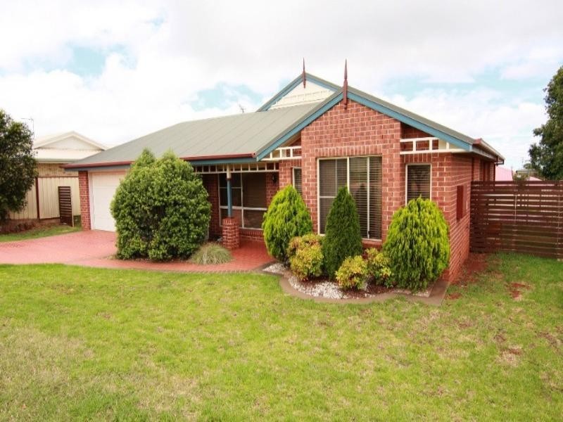116 Wuth Street, Darling Heights QLD 4350