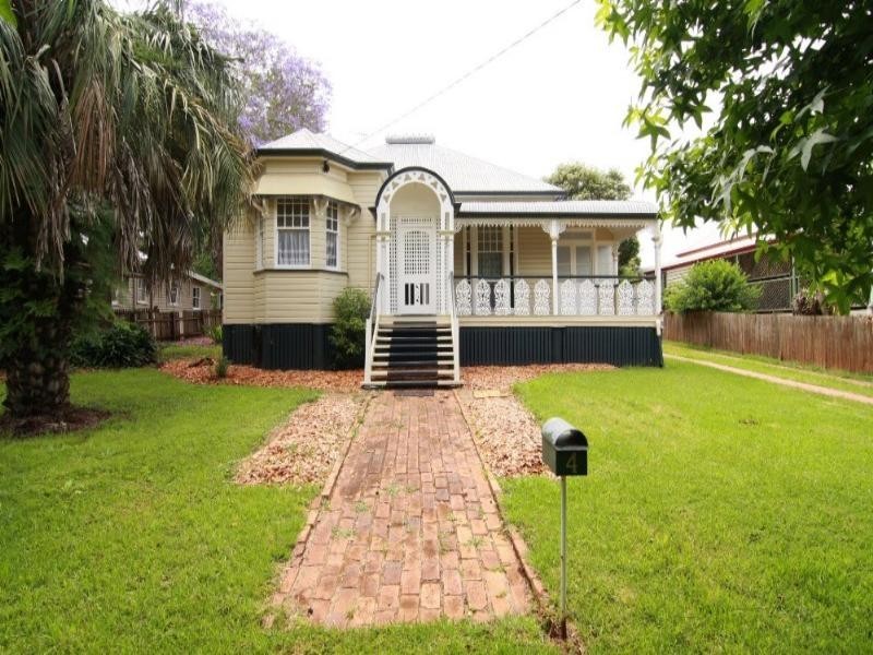 4 Connell Street, East Toowoomba QLD 4350