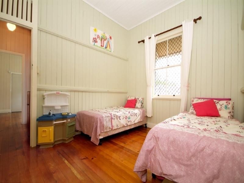 202 Perth Street, South Toowoomba QLD 4350