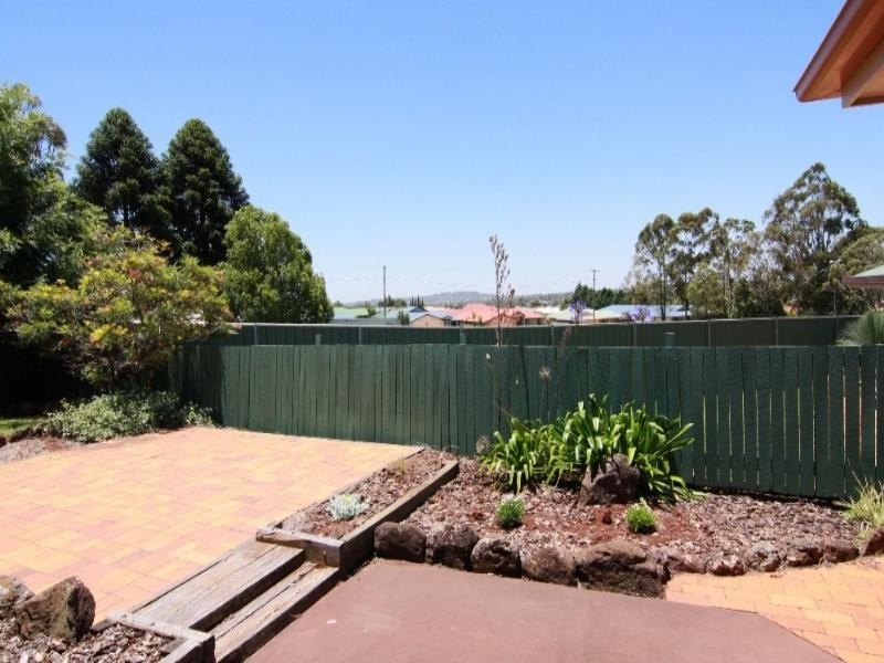 27 Danica Court, Kearneys Spring QLD 4350