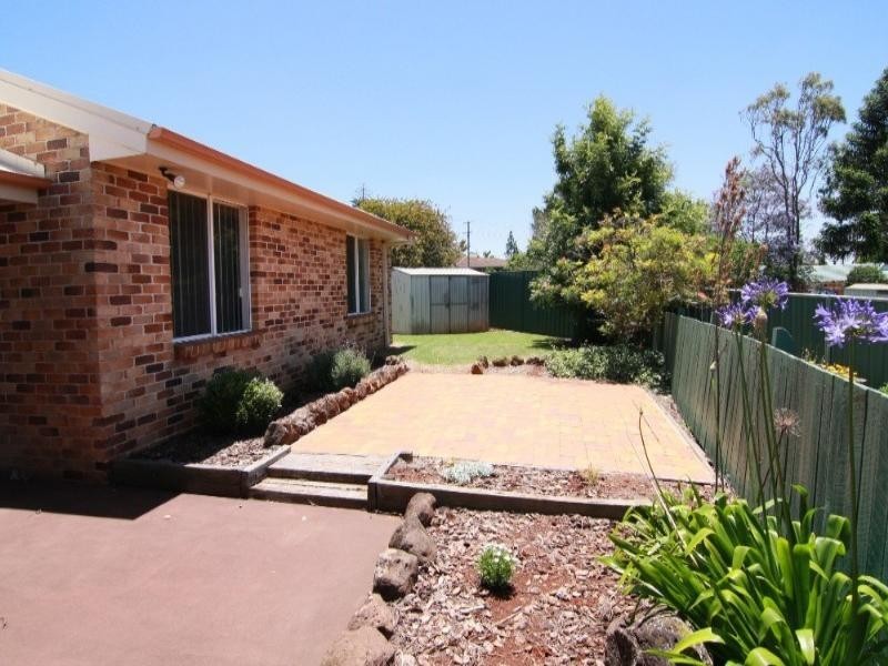 27 Danica Court, Kearneys Spring QLD 4350