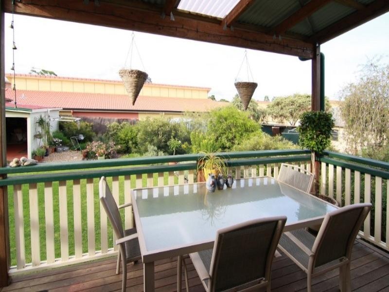 5 Bristol Street, Newtown QLD 4350
