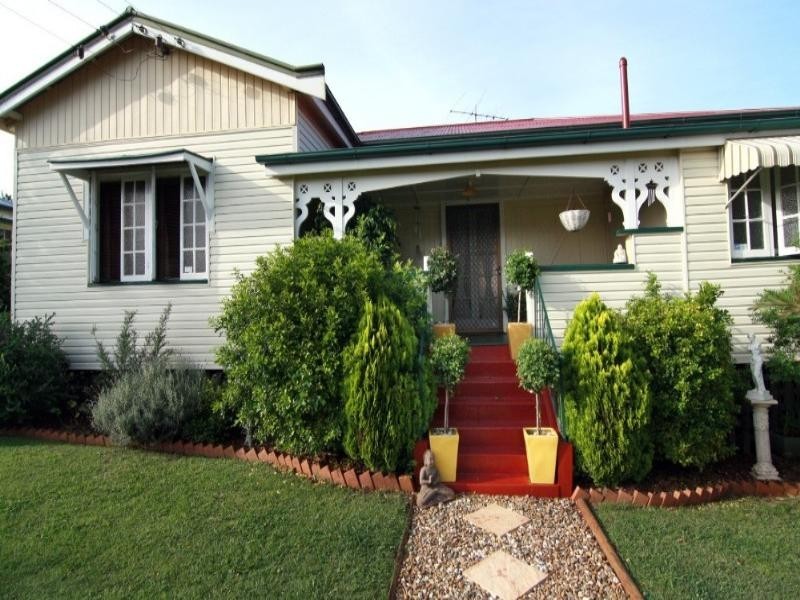 5 Bristol Street, Newtown QLD 4350