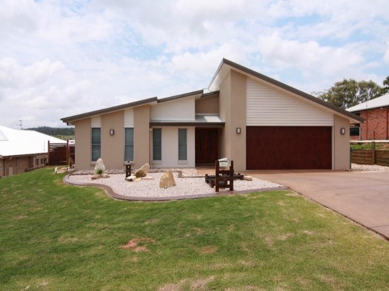 10 Edwin Street, Westbrook QLD 4350
