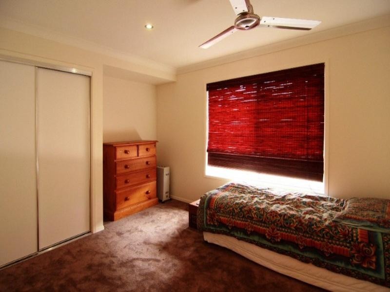 10 Edwin Street, Westbrook QLD 4350