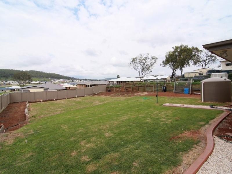10 Edwin Street, Westbrook QLD 4350