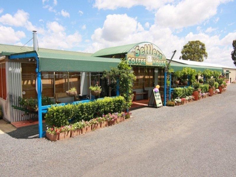 13129 New England Highway, Cambooya QLD 4358