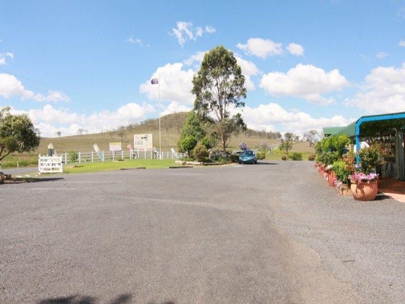 13129 New England Highway, Cambooya QLD 4358