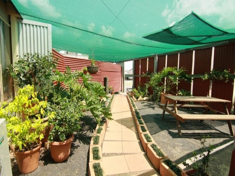 13129 New England Highway, Cambooya QLD 4358