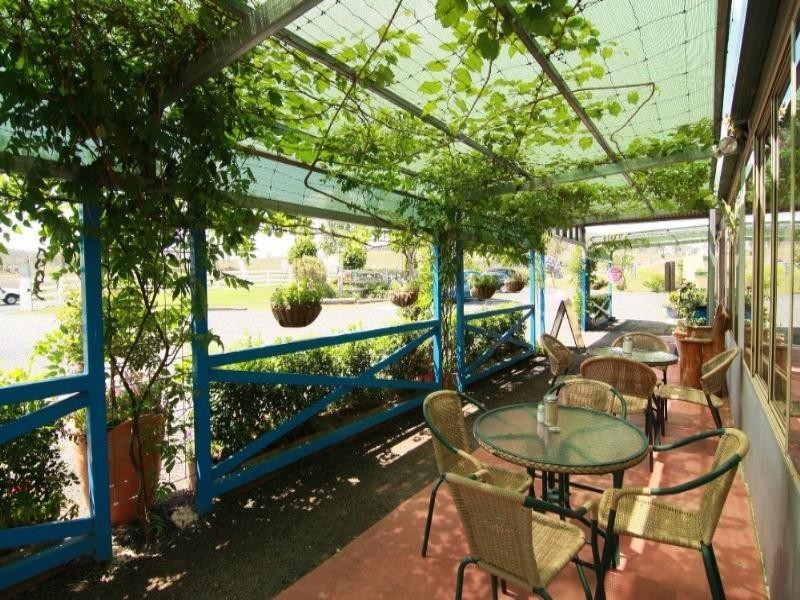 13129 New England Highway, Cambooya QLD 4358