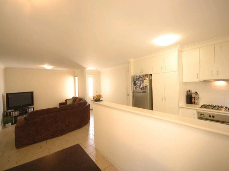 7/14 Uni Plaza Court, Kearneys Spring QLD 4350