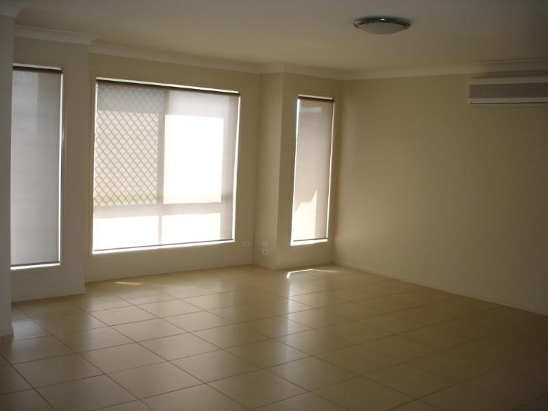 Kearneys Spring QLD 4350