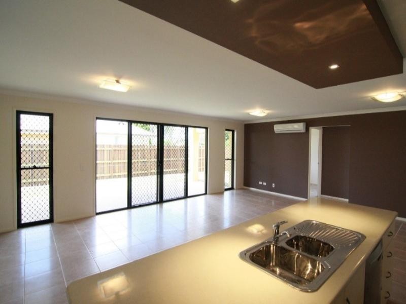 16 Beardsworth Court, Middle Ridge QLD 4350