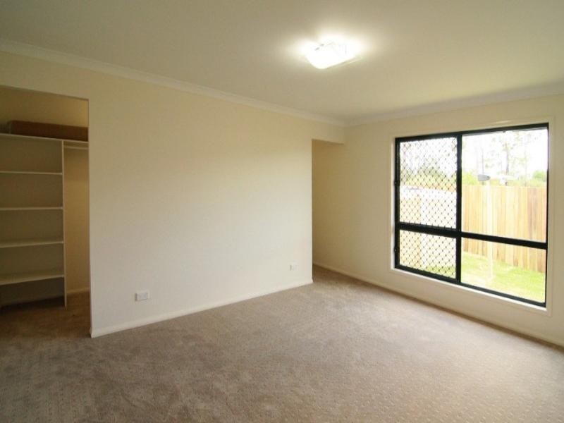 16 Beardsworth Court, Middle Ridge QLD 4350