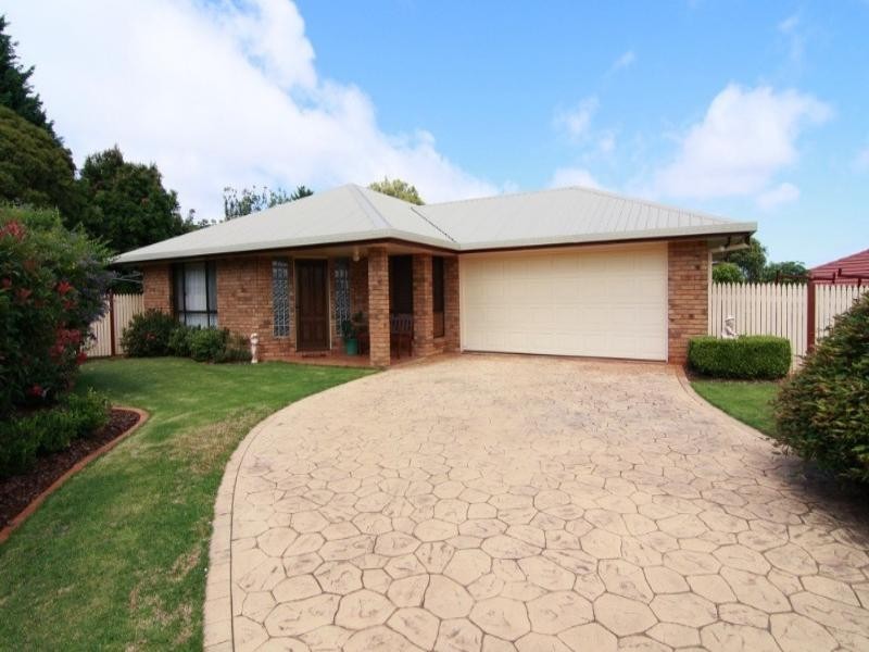 19 Falconer Court, Rangeville QLD 4350