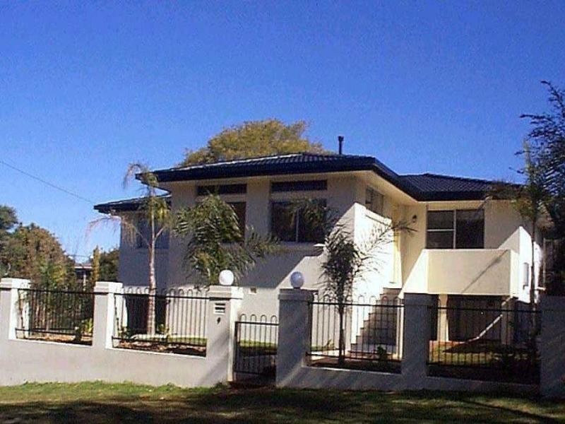 9 Martini Street, Mount Lofty QLD 4350