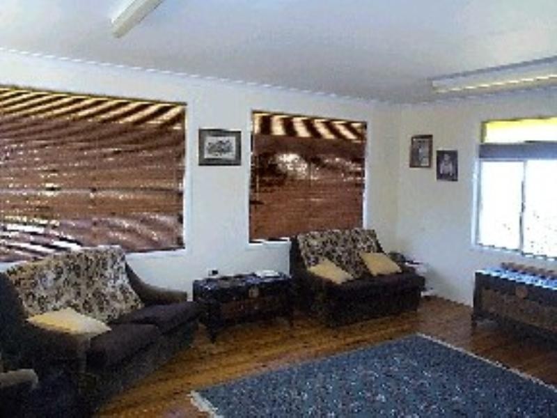 9 Martini Street, Mount Lofty QLD 4350