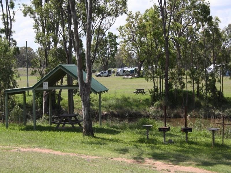 2 Macintyre Street, Leyburn QLD 4365