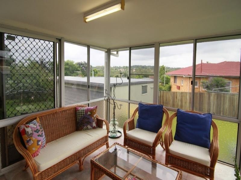 10 Diosma Street, Centenary Heights QLD 4350