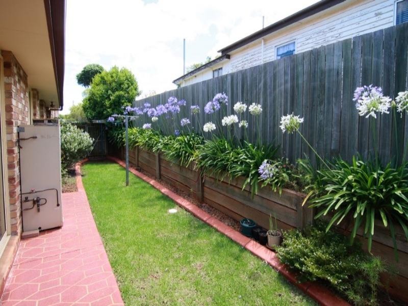 1/228 Mackenzie Street, Rangeville QLD 4350