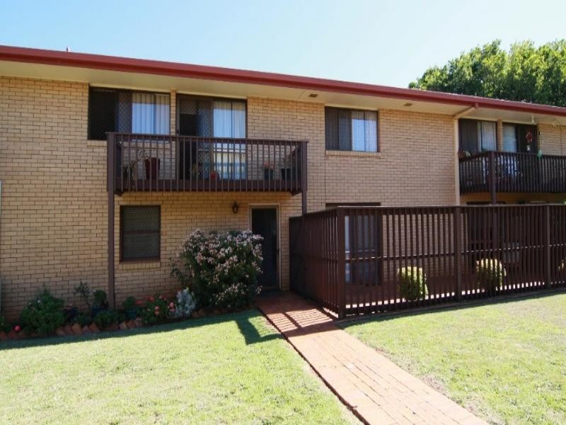 2/7 Cecil Street, Toowoomba City QLD 4350