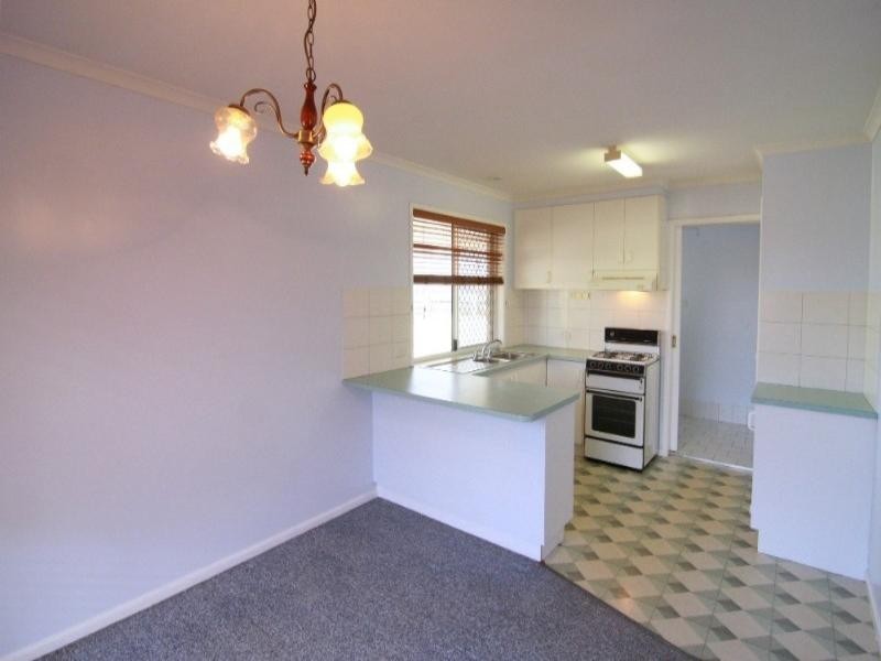 16 Reisling Court, Wilsonton Heights QLD 4350