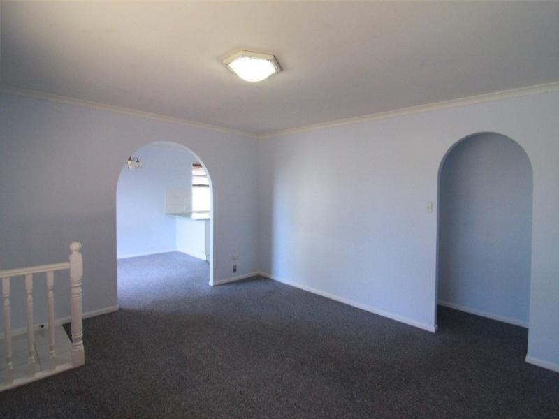 16 Reisling Court, Wilsonton Heights QLD 4350