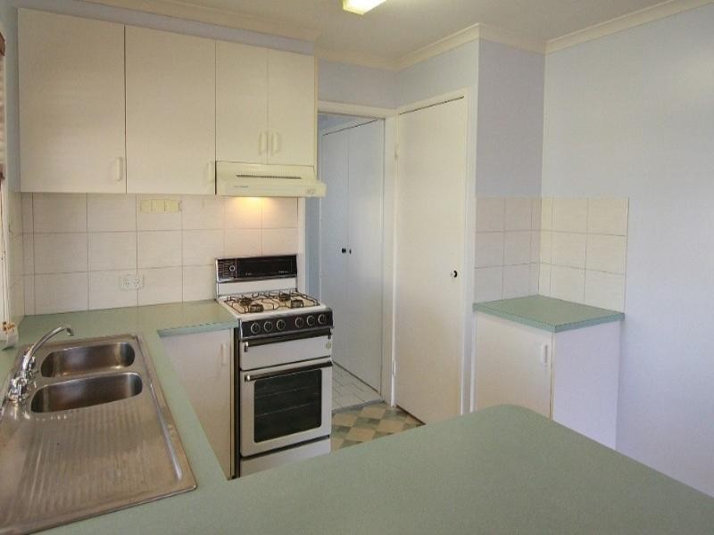 16 Reisling Court, Wilsonton Heights QLD 4350