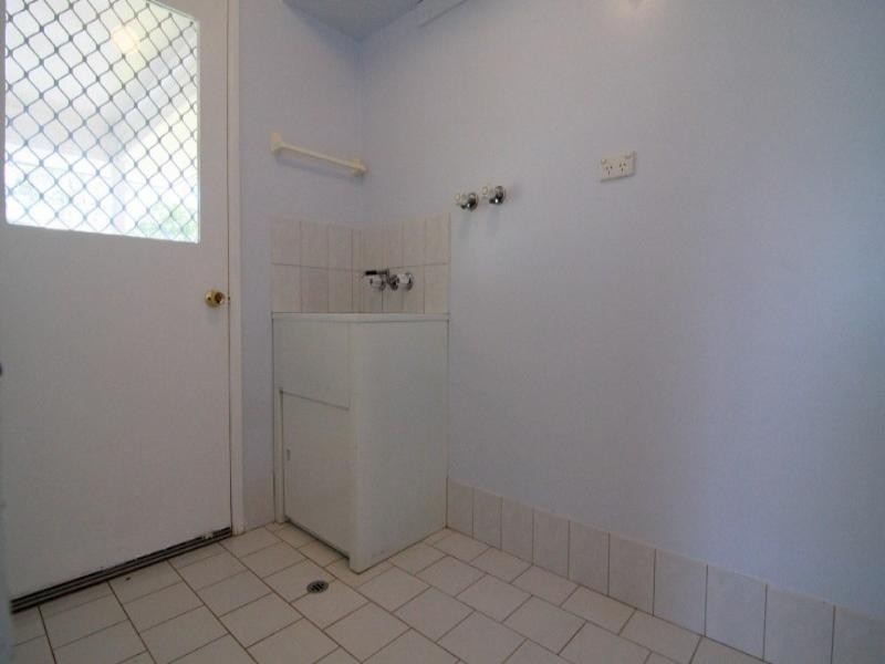 16 Reisling Court, Wilsonton Heights QLD 4350