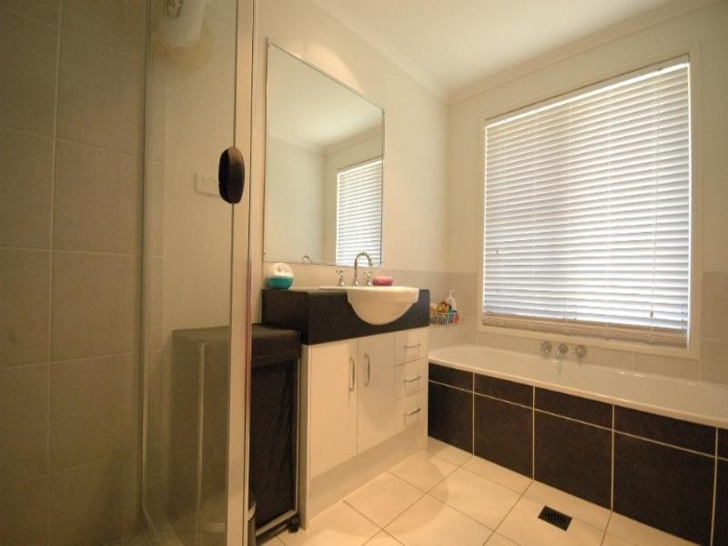 25 Stark Drive, Toowoomba QLD 4350