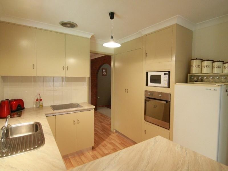 192 Tor Street, Wilsonton QLD 4350