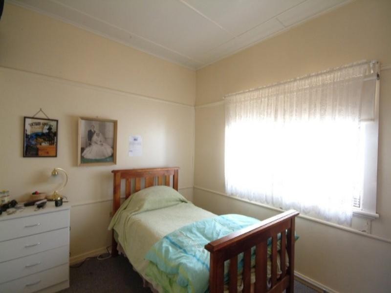 10 Ranfurley Street, Newtown QLD 4350