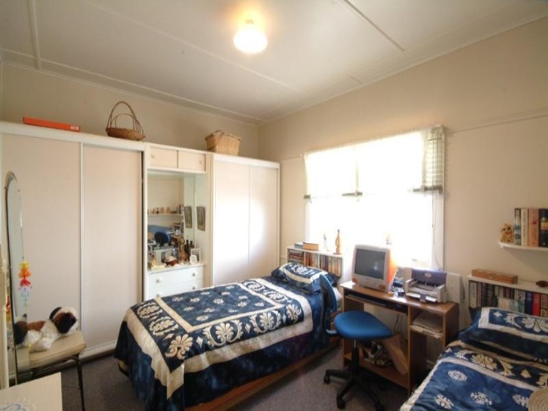 10 Ranfurley Street, Newtown QLD 4350