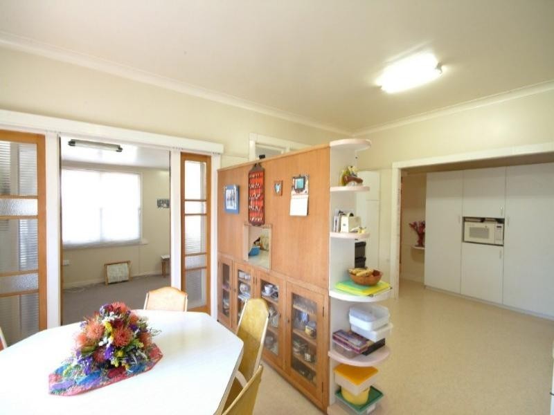10 Ranfurley Street, Newtown QLD 4350