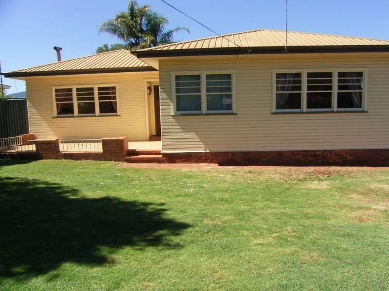28 James Street, Rangeville QLD 4350