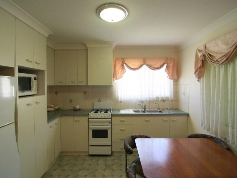 16/530 Bridge Street, Wilsonton QLD 4350