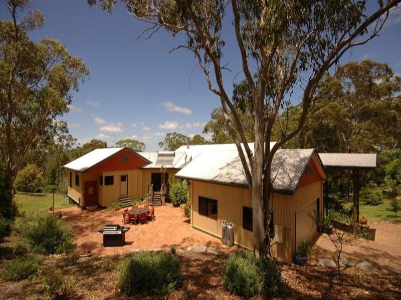 30 Dippel Street, Middle Ridge QLD 4350