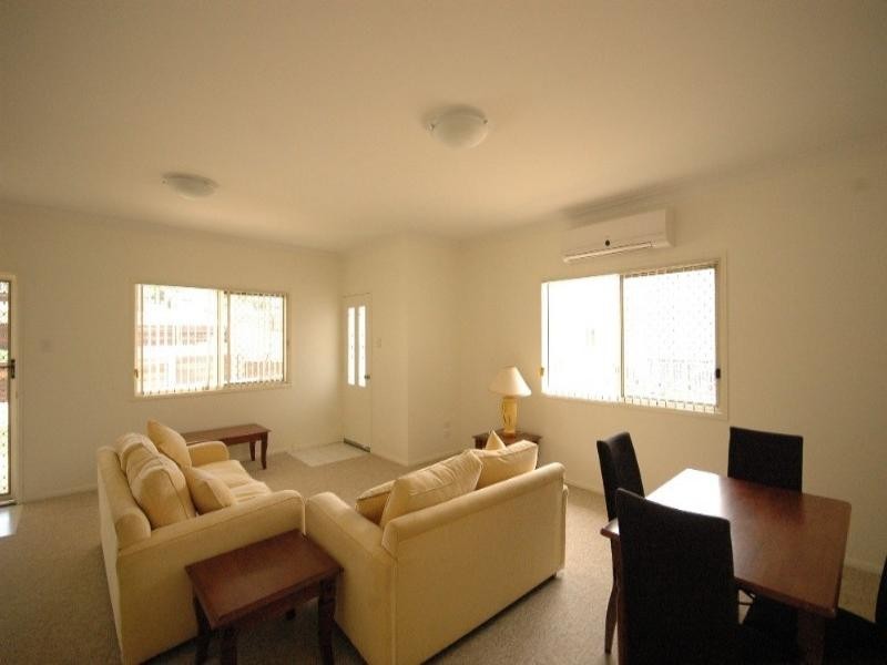 240/530 Bridge Street, Wilsonton QLD 4350