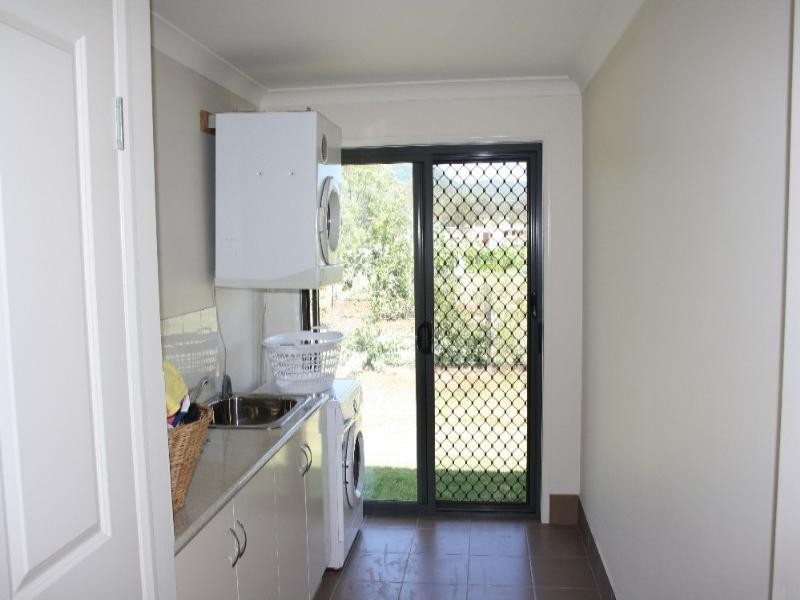 Withcott QLD 4352