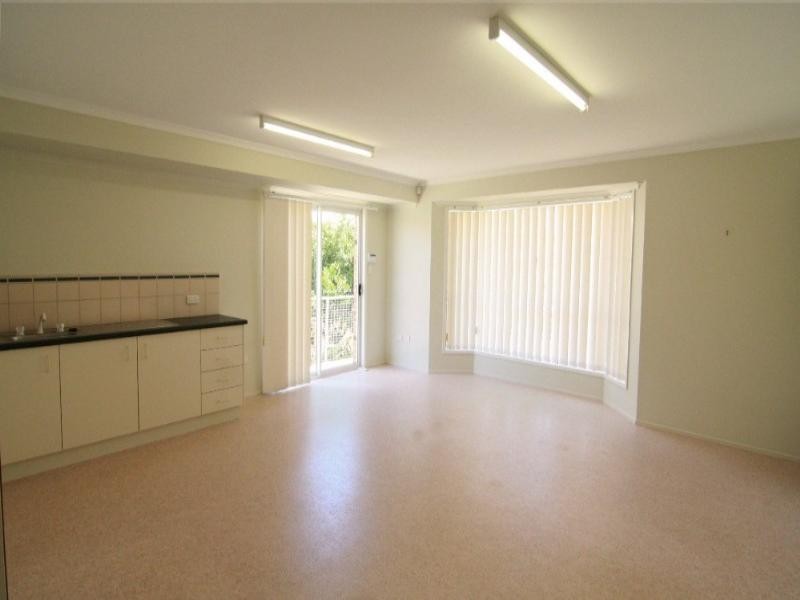 8 Robindale Drive, Darling Heights QLD 4350