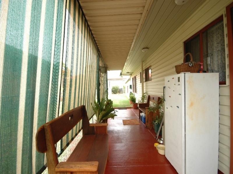 50 Hampton Street, Harristown QLD 4350