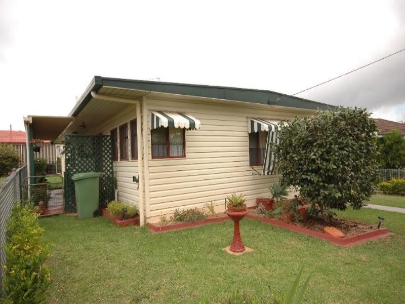 50 Hampton Street, Harristown QLD 4350