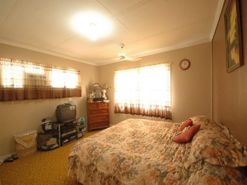 50 Hampton Street, Harristown QLD 4350